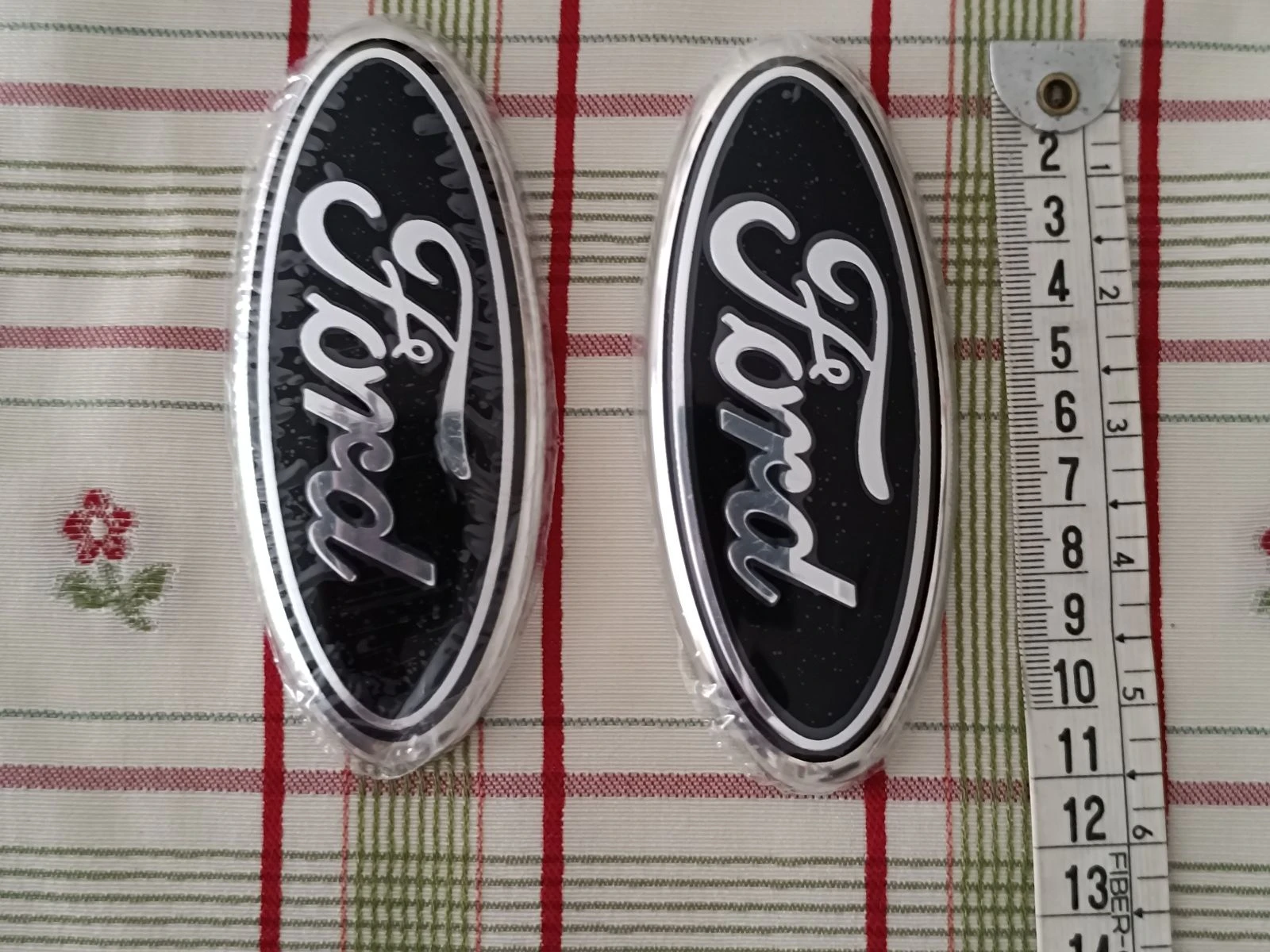 Símbolo Ford 11 cm preto – photo 3